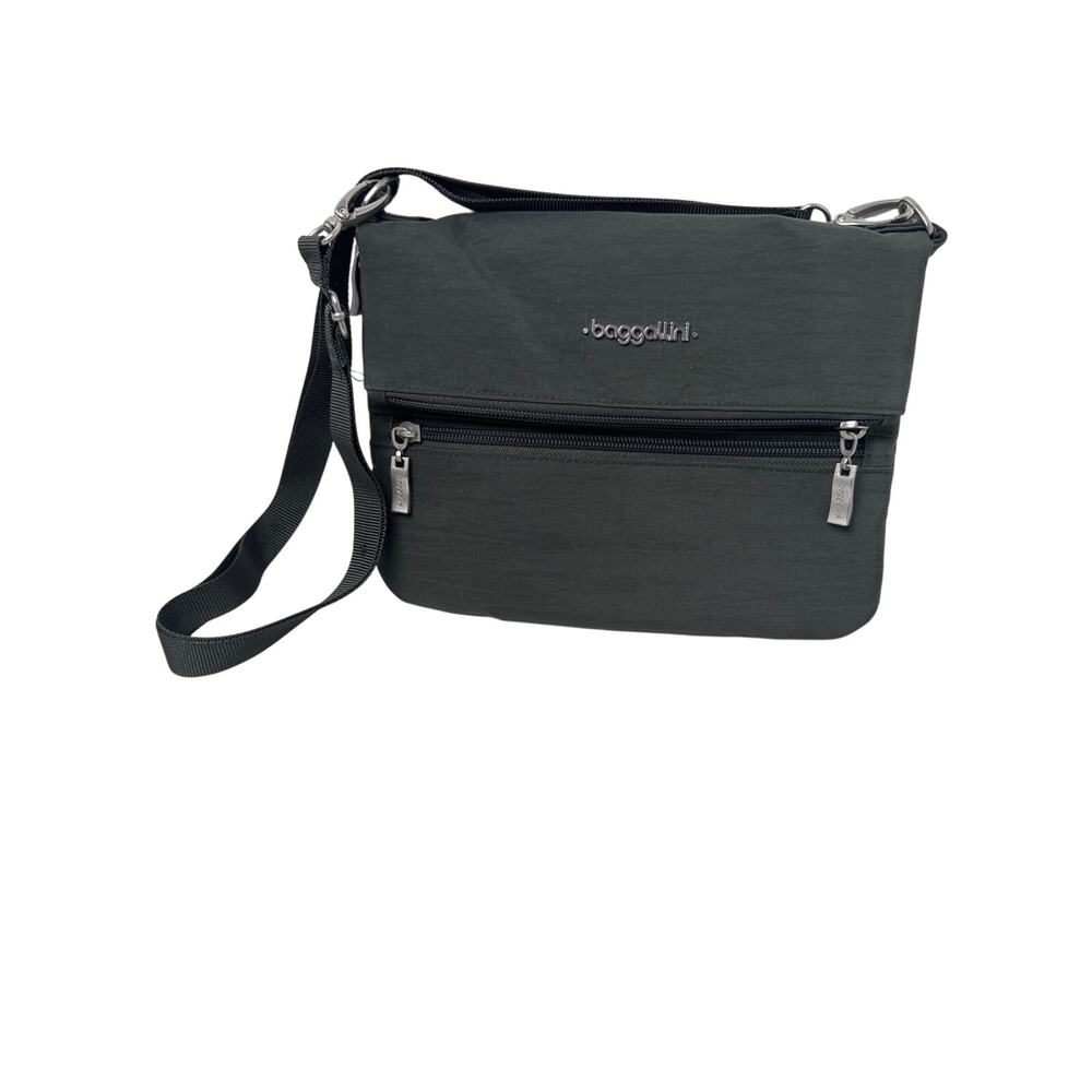 Baggallini Women's Gray/Fuschia Flip Zip Small/Med Cross Body Bag clean